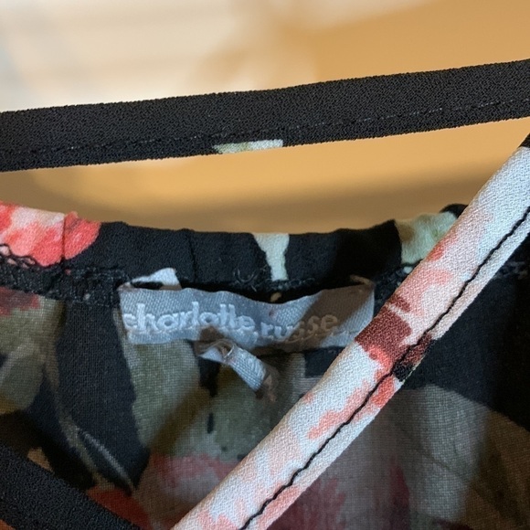 Floral Sheer Sleeve Top - Picture 2 of 6